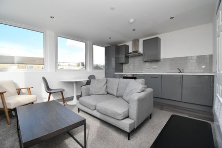 1 bedroom Flat To Let Total Size: 377 SQ FT - Photo 4