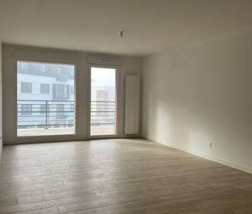 Grand appartement avec balcon - Photo 2