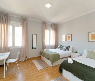 Calle de Evaristo San Miguel, Madrid, Community of Madrid 28008 - Photo 2