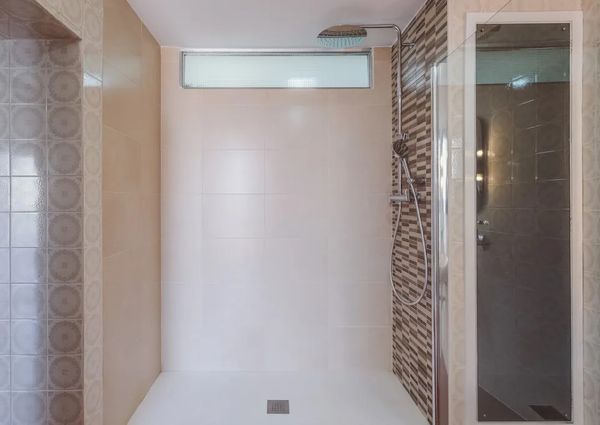 Plaça de Bisbe Benlloch, Torrent, Valencian Community 46900