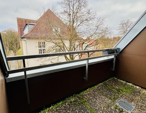 Sonnige, voll möblierte Wohnung im Herzen von Ehningen! - Foto 1