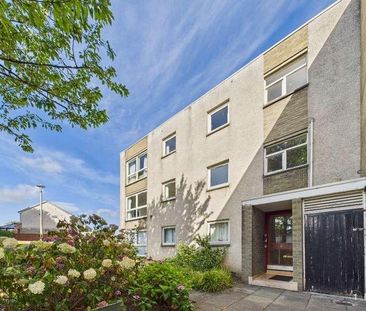 Mortonhall Park Place, Mortonhall, Edinburgh, EH17 - Photo 2