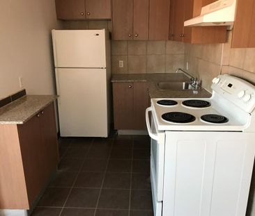 1 CH - 1 SDB - Montréal - $1,300 /mo - Photo 1