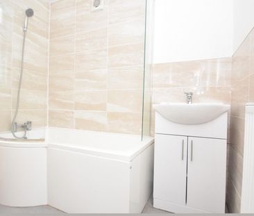 2 bedroom House To Let - Photo 5