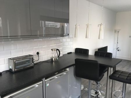 1 bedroom terraced house to rent - Photo 4