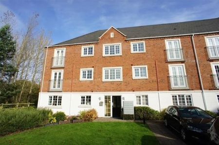 2 bedroom Flat To Let - Photo 5