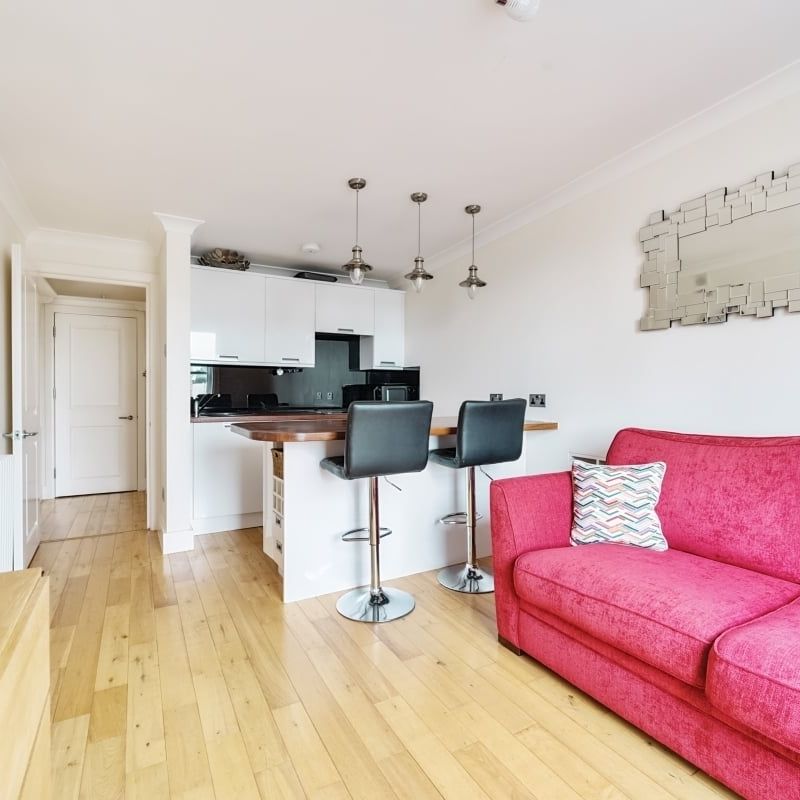 1 bedroom flat to rent - Photo 1