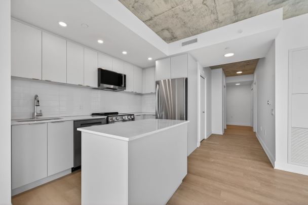 For Lease - 1360 Carling Avenue Unit# 1107, Carlington - Central Park, Ontario - Photo 1