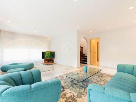 4 bedroom luxury Villa for rent in Castelldefels, Spain - Photo 5