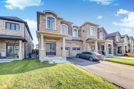 For Lease - 35 Peter Hogg Court, Whitby, Ontario - Photo 2