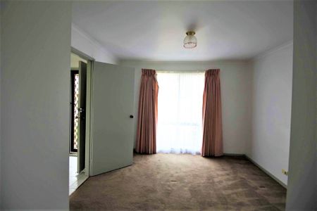 31 Govett Crescent, St Albans Park - Photo 5