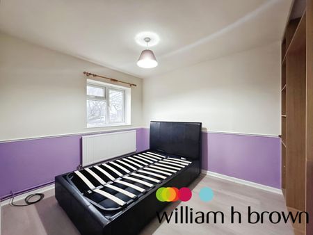 Mountbatten Way, Chelmsford - Photo 3