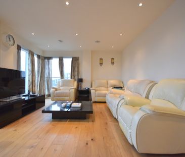 2 Bed Flat, Curtiss House, NW9 - Photo 1