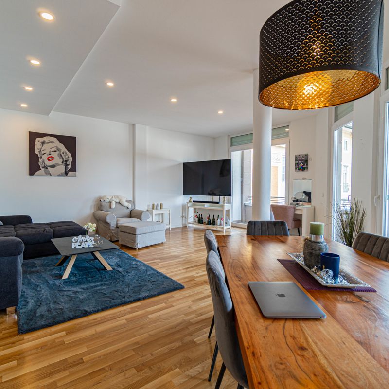 Leben im Herzen von Velden - Großzügige Penthouse Wohnung mit Seeblick - Photo 1