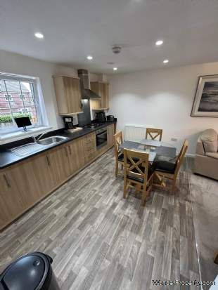 2 bedroom property to rent in Warrington - Photo 4