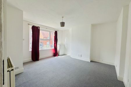 Jubilee Crescent - Photo 3