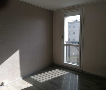 Location : Appartement 3 pièces 57 m2 – GRAND CHARMONT - Photo 5