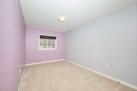 For Lease - 67 Redcedar Crescent, Hamilton, Ontario - Photo 5