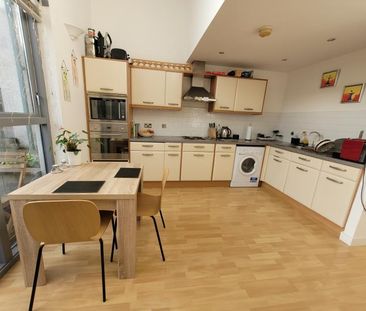 2 bedroom apartment to rent - Photo 6