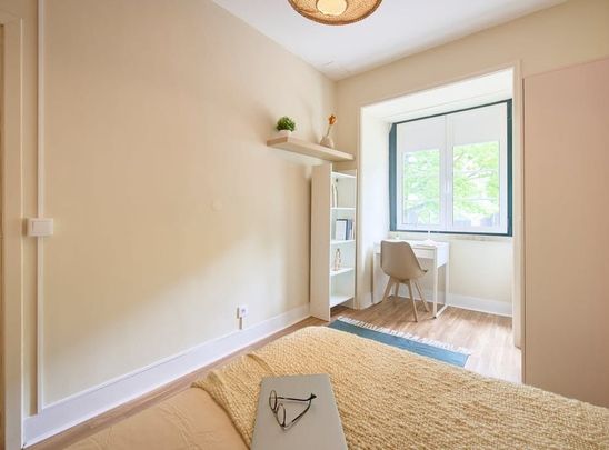 Avenida António Augusto de Aguiar, Lisbon, Lisbon 1050-010 - Photo 1