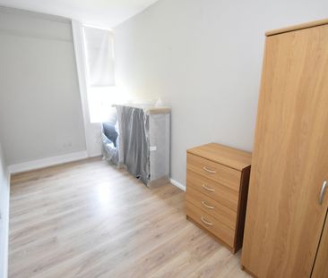 4 bedroom apartment to rent - Photo 5