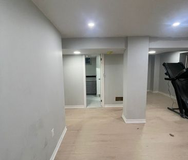 For Lease - 2365 Bostock Crescent Unit# Basement, Mississauga, Ontario - Photo 3