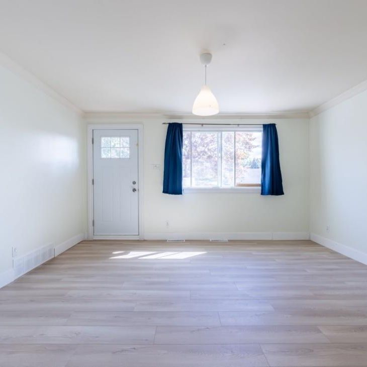 Maison de plain-pied à louer - Brossard (Noms de rues (P)) Maison de plain-pied à louer - Brossard (Noms de rues (P)) - Photo 1