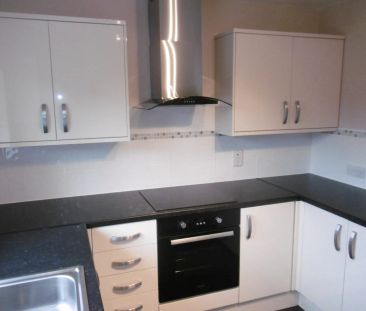 Holyrood Court, Bramcote, NG9 3NG - Photo 2