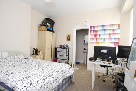 5 bedroom house share to rent - Photo 2