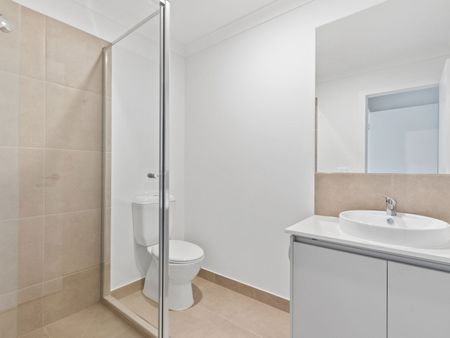 Brand New 4-Bedroom, 3-Bathroom Townhouse - Photo 4