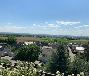 Traumhafter Ausblick in die Ferne! Wundervolle 2-Zimmer-Wohnung mit Balkon - Photo 4