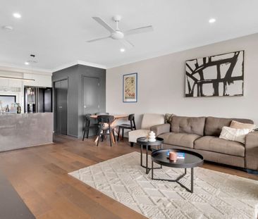 Unfurnised - Luxury Living and In Proximity to All You Could Need. - Photo 1