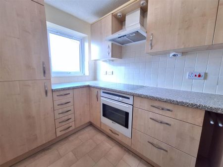 1 bedroom flat to rent - Photo 5