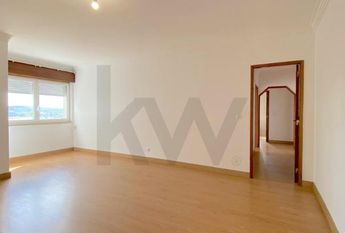 Apartamento T3 em Lisboa