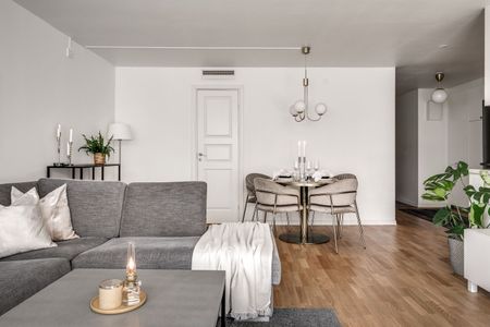 Olof Palmes gata, Stockholm - Photo 4