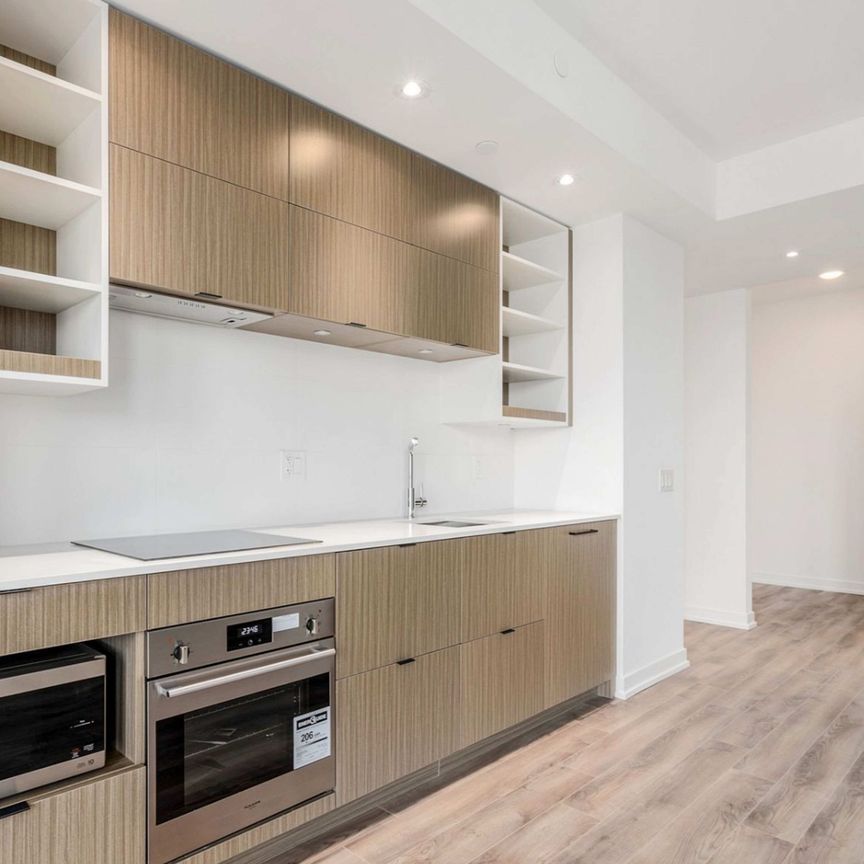 For Lease - 20 Edward Street Unit# 2019, Toronto, Ontario - Photo 1