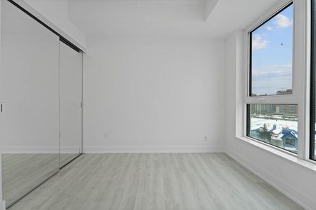 For Lease - 60 Central Park Roadway N/A Unit# 1112, Toronto, Ontario - Photo 3