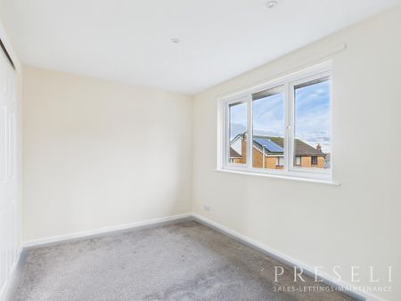 2 bedroom semi-detached house to rent - Photo 3