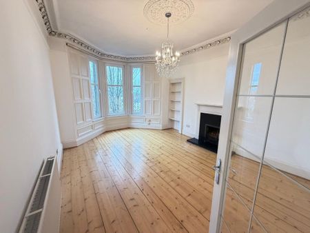 4 bedroom flat to rent - Photo 2