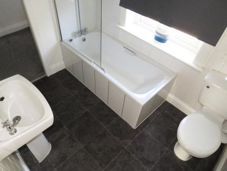 2 bedroom house to rent - Photo 3