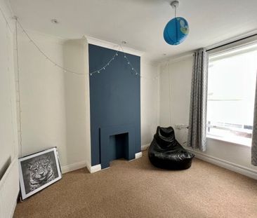 Gratwicke Road, Worthing, BN11 2 bedroom ground floor flat to rent - Photo 3