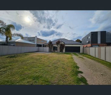 2/15 Noel Street, Wodonga, Vic 3690 - Photo 4