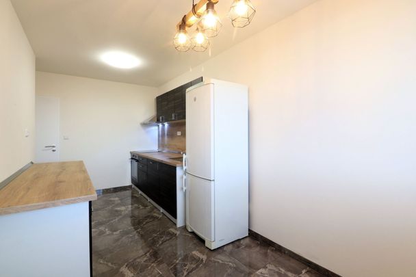 Pronájem bytu 3+1 • 74 m²Chalupkova, Praha - Chodov - Photo 1