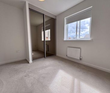 4 bedroom detached house to rent - Photo 1