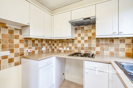 1 bedroom apartment to rent Hulbert Road, Waterlooville, Hampshire, PO7 - Photo 2