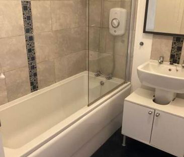 Large Ground Floor Flat, Ty Naba, Clydach, SA65HA - Photo 6