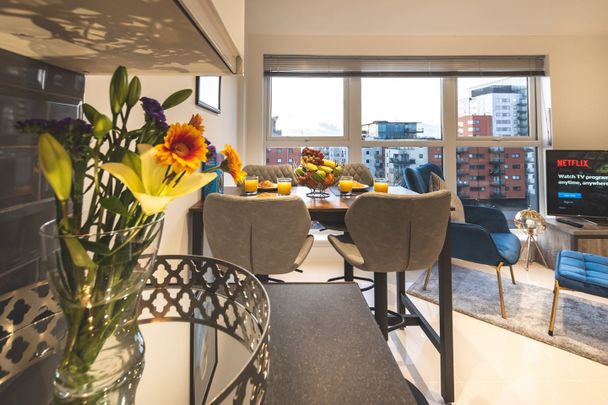 2 Bed Flat, Atlantic Mansions, SO14 - Photo 1