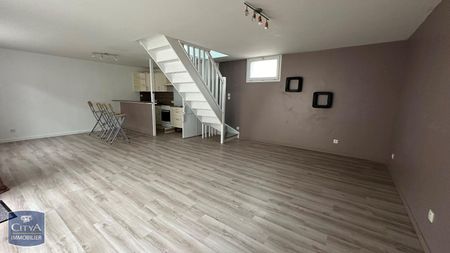 Location Appartement 3 pièces 58m² LILLE 59000 - Photo 2