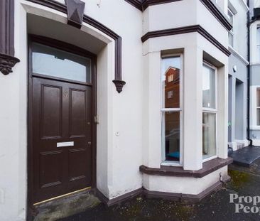 APT 1, 12 Allworthy Avenue, Belfast, BT14 6BU - Photo 4