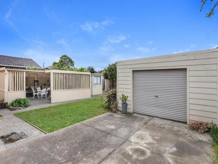 174 Sunshine Avenue, Kealba VIC 3021 - Photo 5